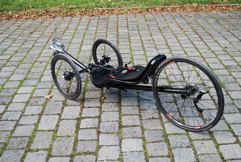 9,0kg schweres Renntrike (Stahlrahmen)